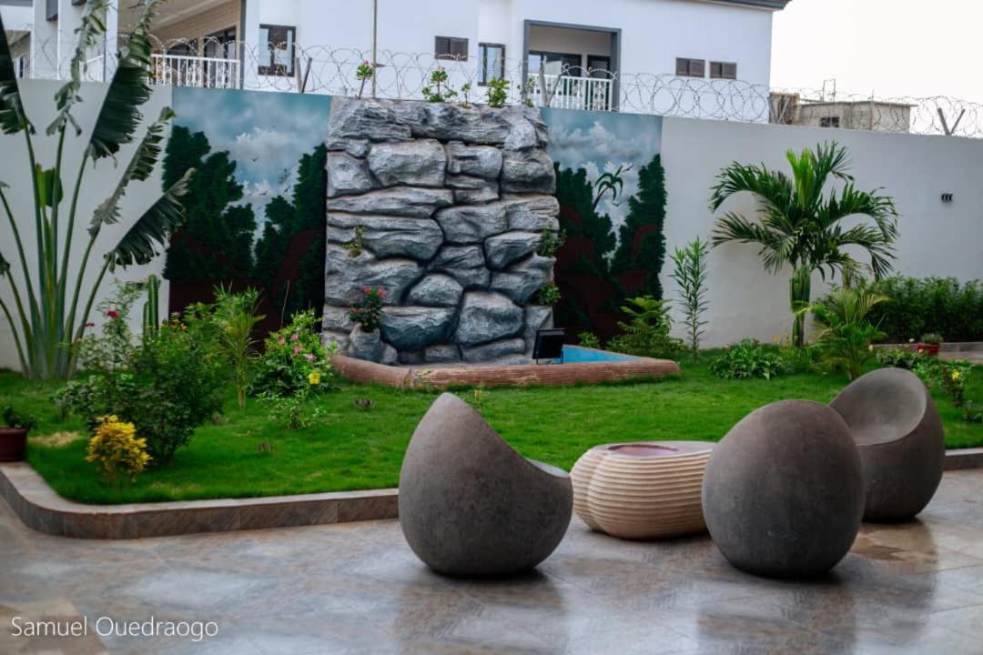 אואגדוגו Complexe Hotelier And מראה חיצוני תמונה